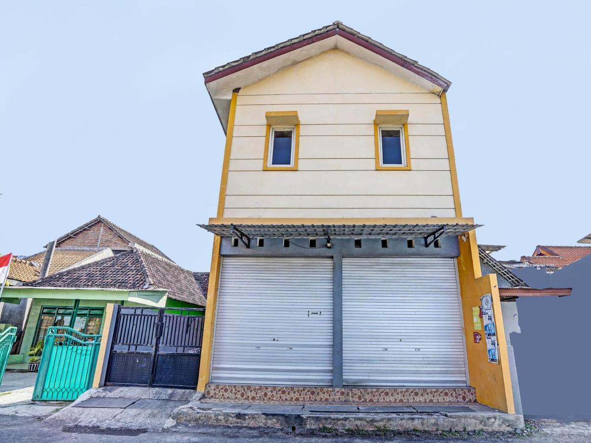 Spot On 91595 Sruni Syariah Gedangan Exterior foto