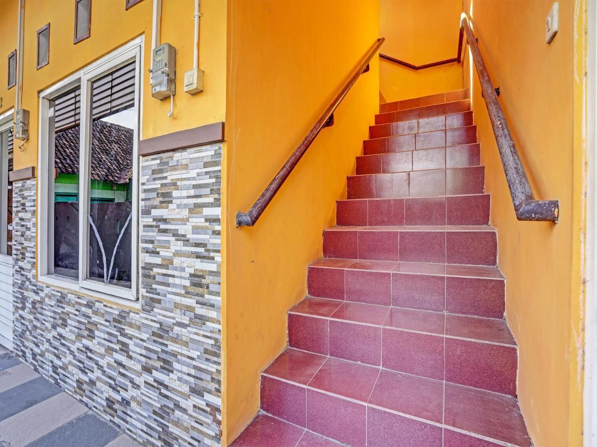 Spot On 91595 Sruni Syariah Gedangan Exterior foto