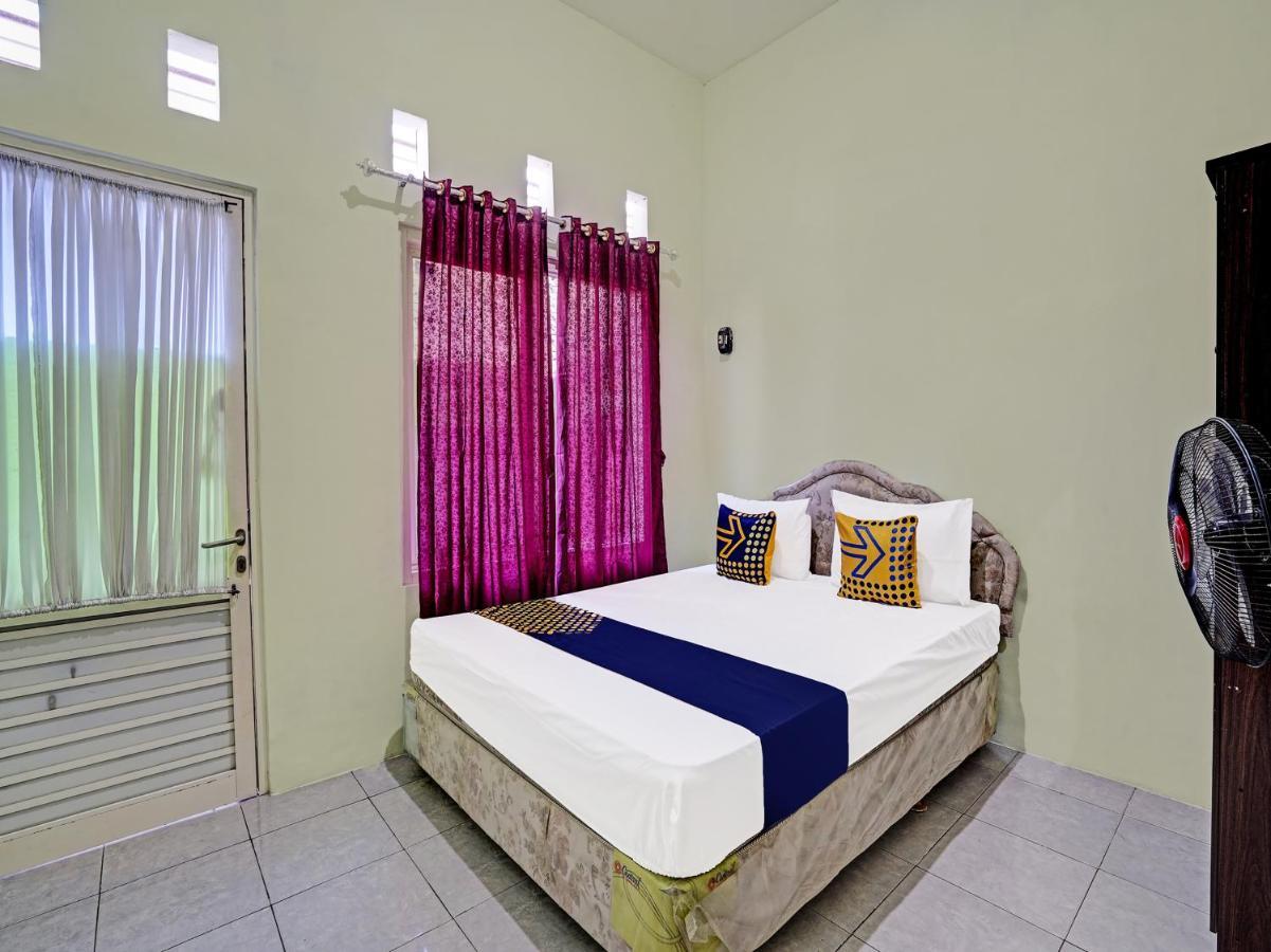 Spot On 91595 Sruni Syariah Gedangan Exterior foto