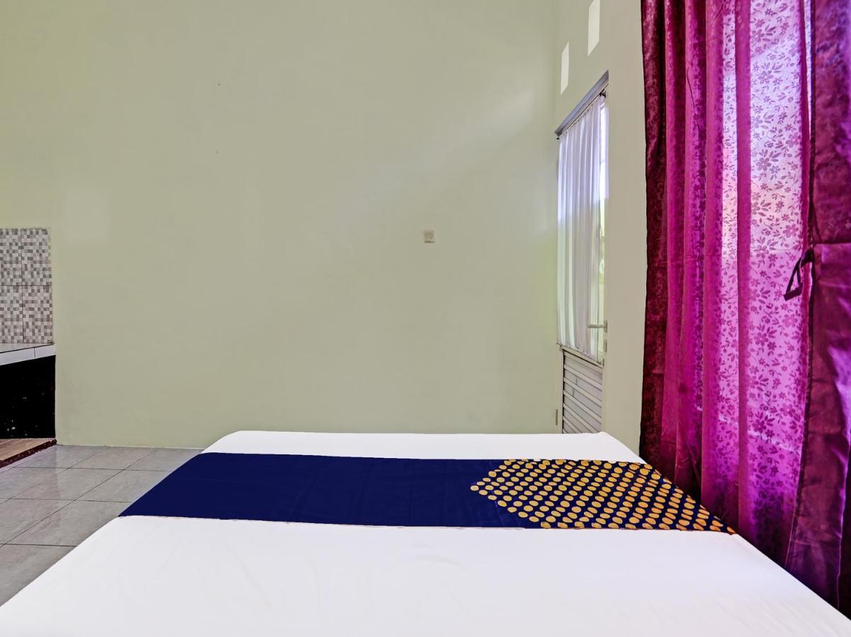 Spot On 91595 Sruni Syariah Gedangan Exterior foto
