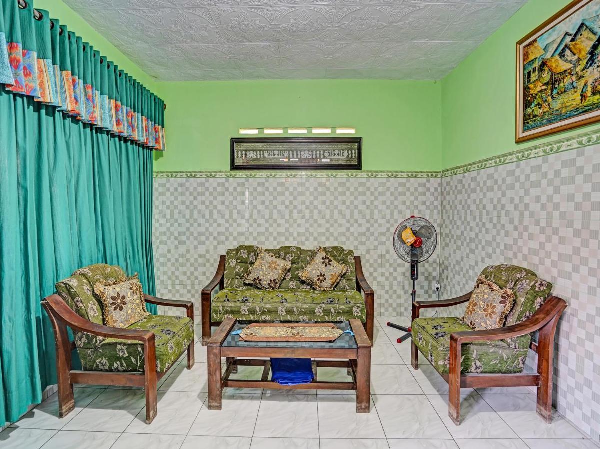 Spot On 91595 Sruni Syariah Gedangan Exterior foto